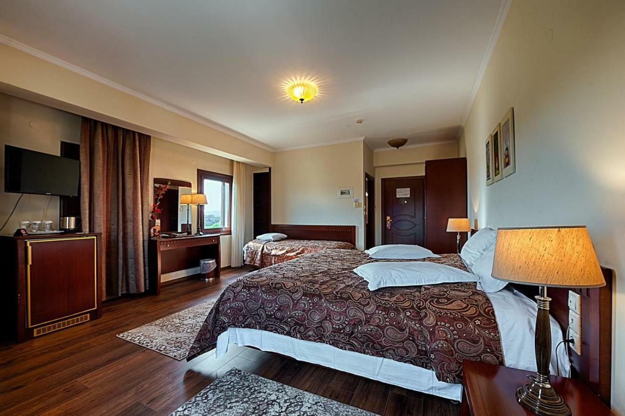 Hotel Nostos カストリア エクステリア 写真